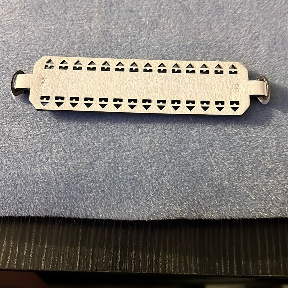 Keep Collective extra band you can put on a bracelet